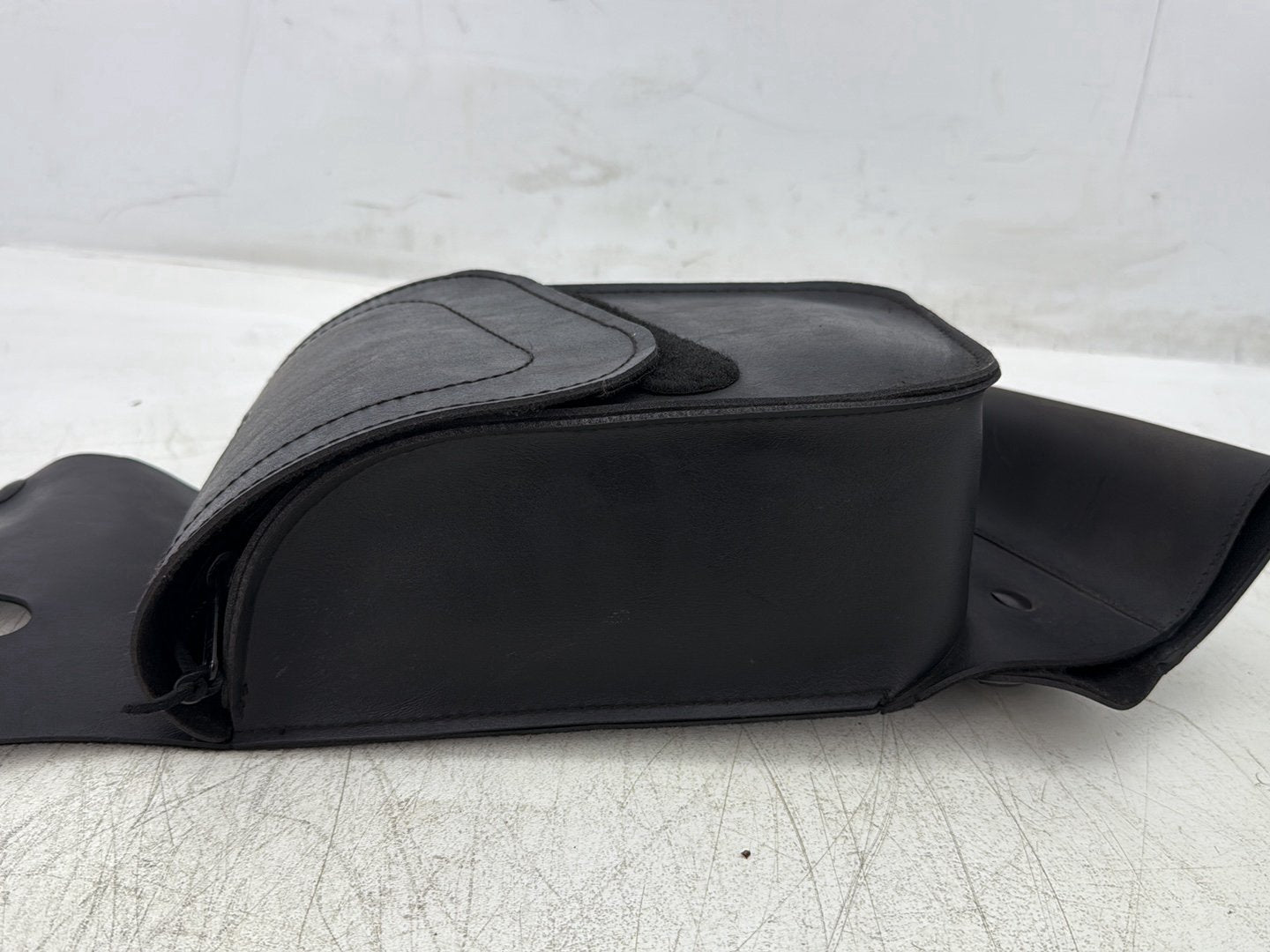 1998 Harley Touring FLHTCUI Electra Glide Ultra OEM Rear Left Right Saddlebags Luggage Leather