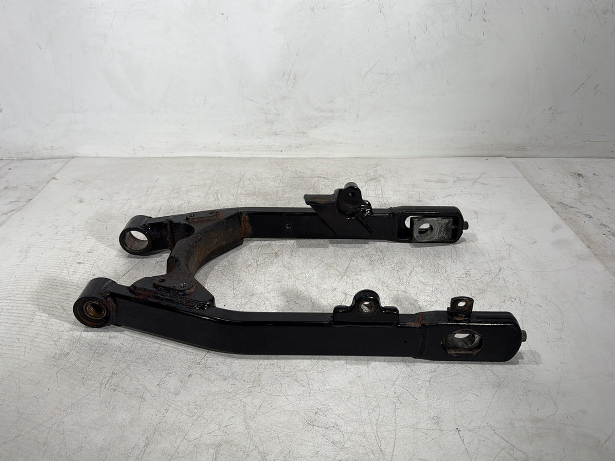 2007 Harley Dyna Street Bob FXDB OEM Rear Fork Swingarm Swing Arm
