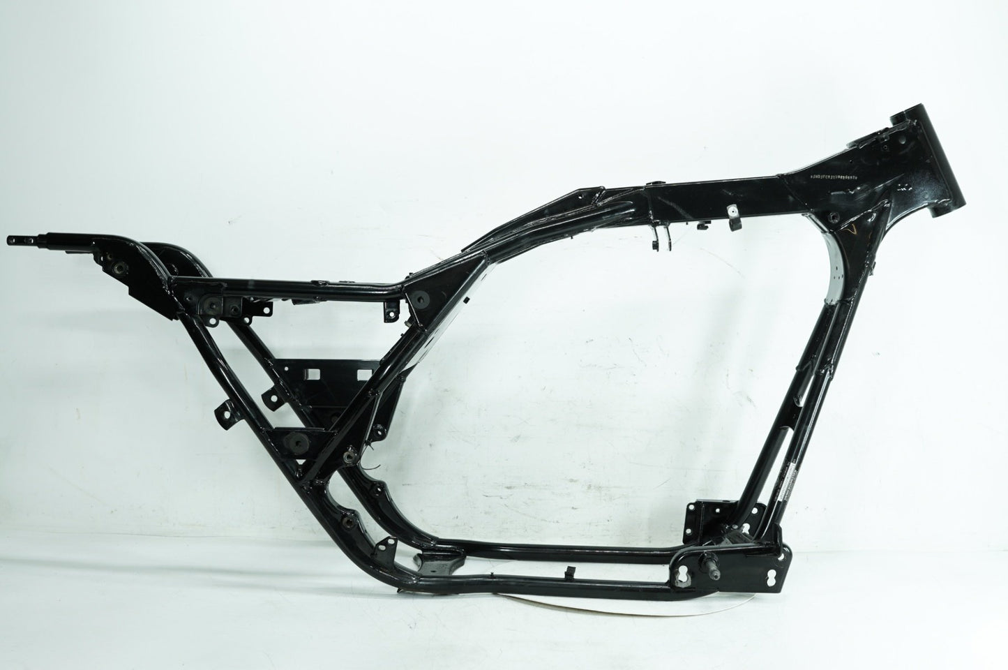 1999 - 2006 Harley-Davidson Touring Electra Glide Ultra Body Main Frame Chassis SLVG 47900-02A