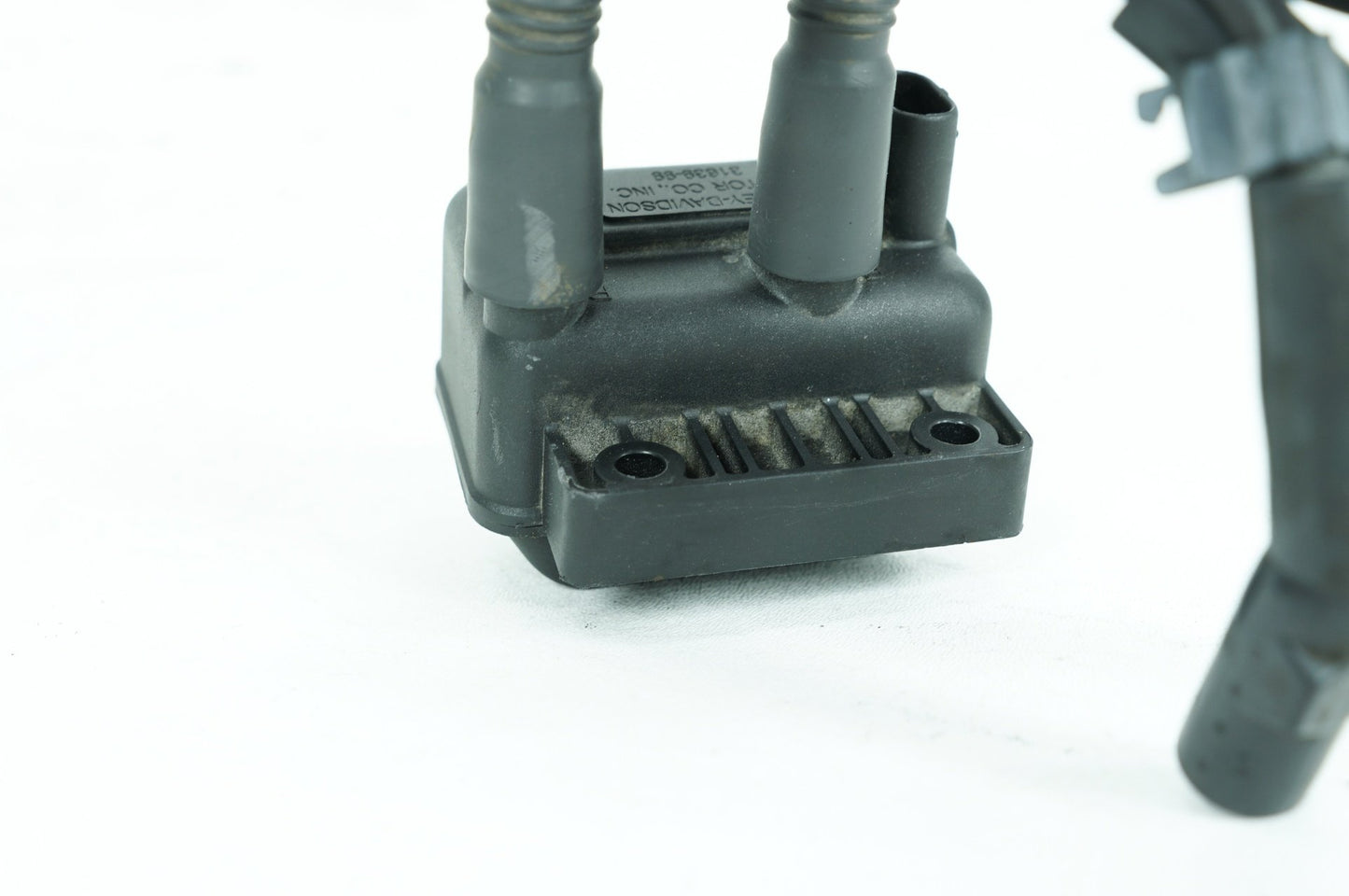 1999 - 2006 Harley-Davidson Touring Electra Glide Ultra Ignition Coil Spark Plugs Cable 31639-99