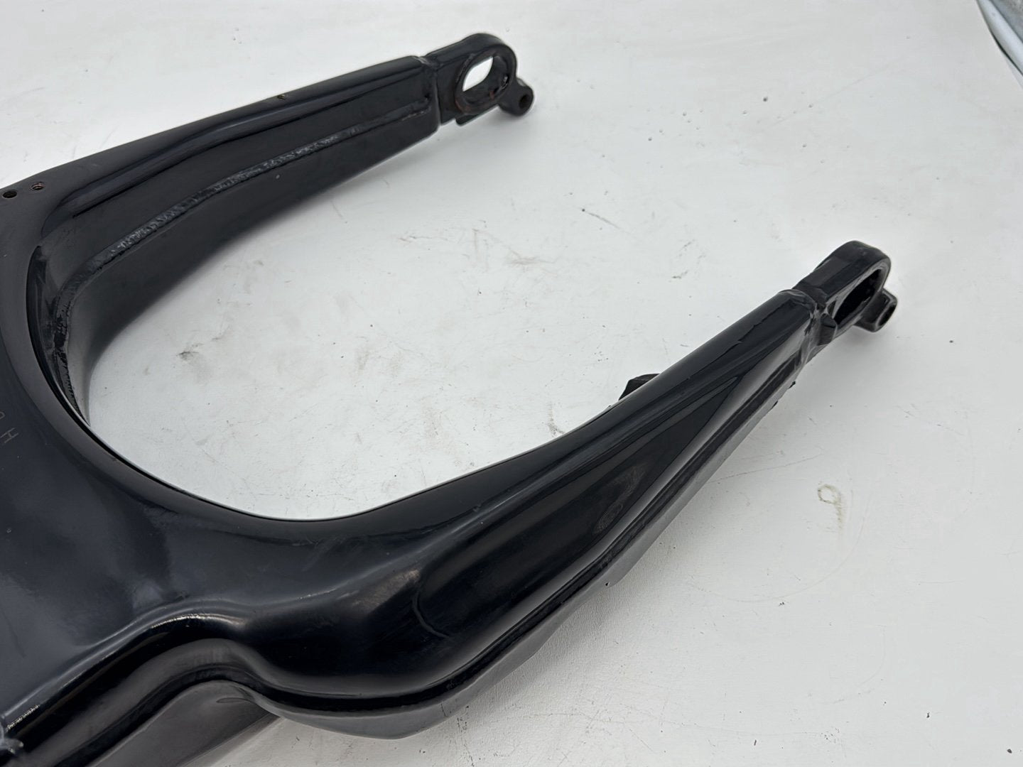2007 - 2012 Harley-Davidson Touring Road Glide Rear Fork Swingarm Swing Arm 45470-09