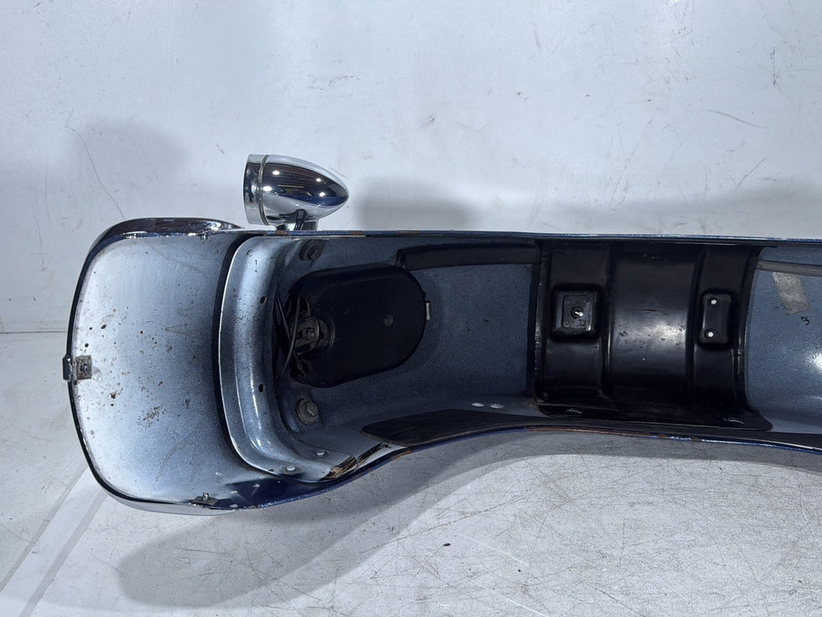 2015 Harley Softail Deluxe FLSTN OEM Rear Wheel Fender & Turn Signals Bar