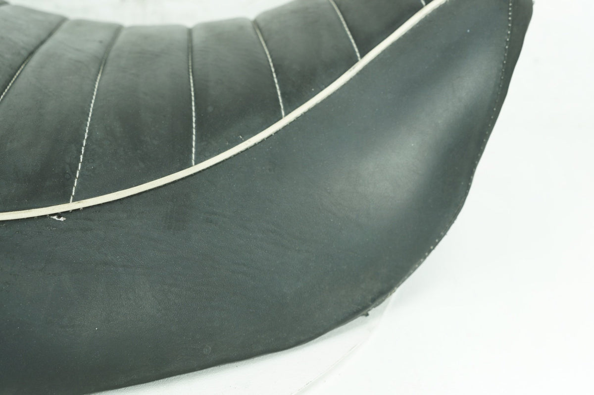 2006 Harley Touring FLHRI Road King OEM Passenger Rider Driver Seat Saddle