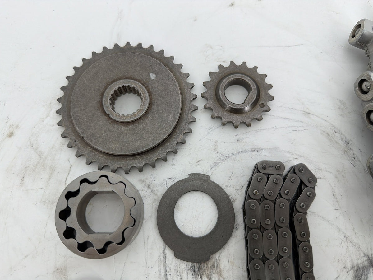 16 Harley Touring FLHXS Street Engine Motor Cam Support Camshaft Plate Oil Pump
