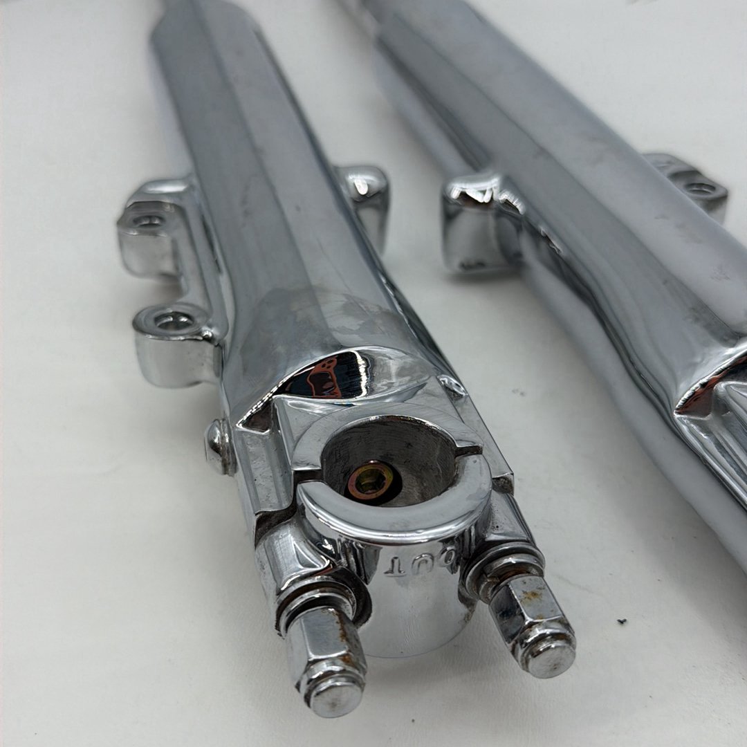 1999 - 2006 Harley-Davidson Touring Road King Front Left & Right Fork Legs Sliders  	46495-00