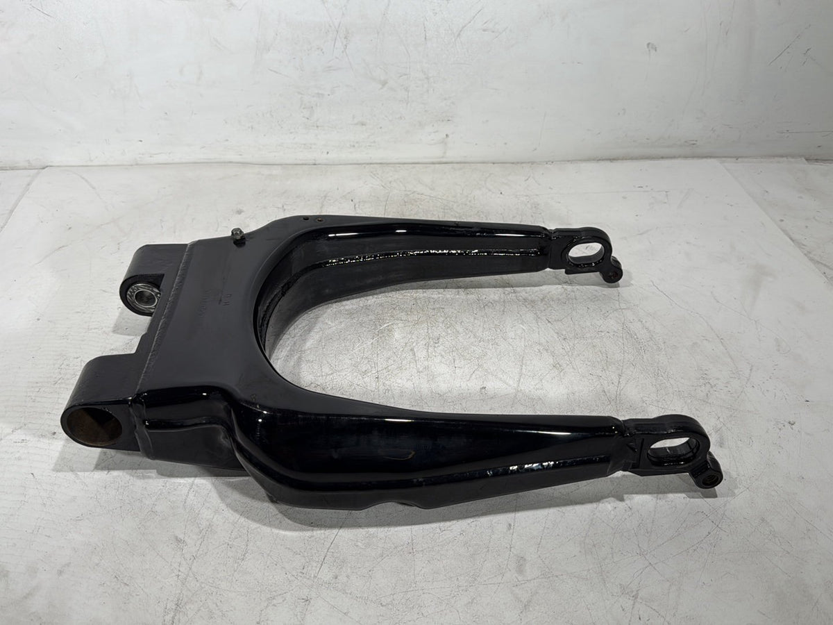 2012 Harley Electra Glide Touring Ultra OEM Rear Fork Swingarm Swing Arm