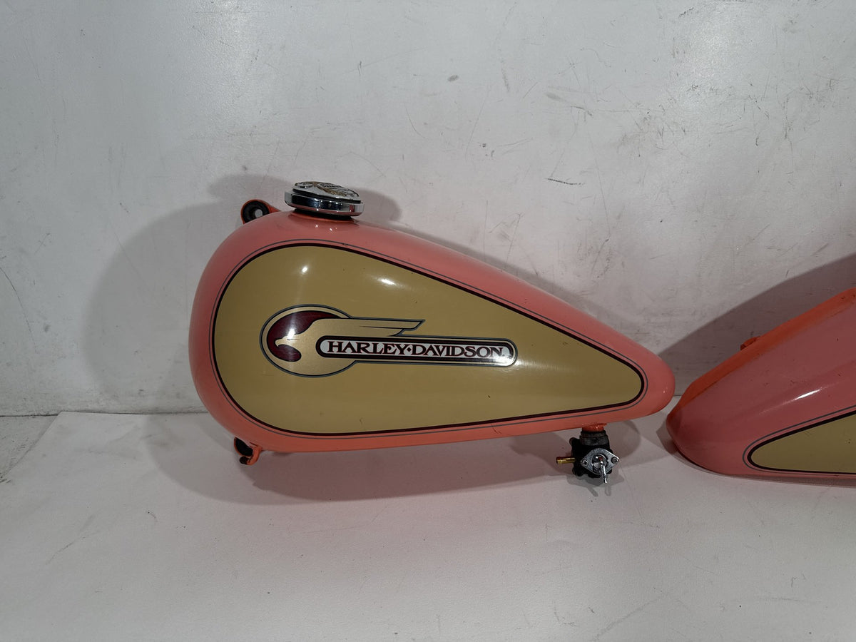 1995 Harley Heritage Softail Classic OEM Fuel Gas Tank Gasoline Reservoir