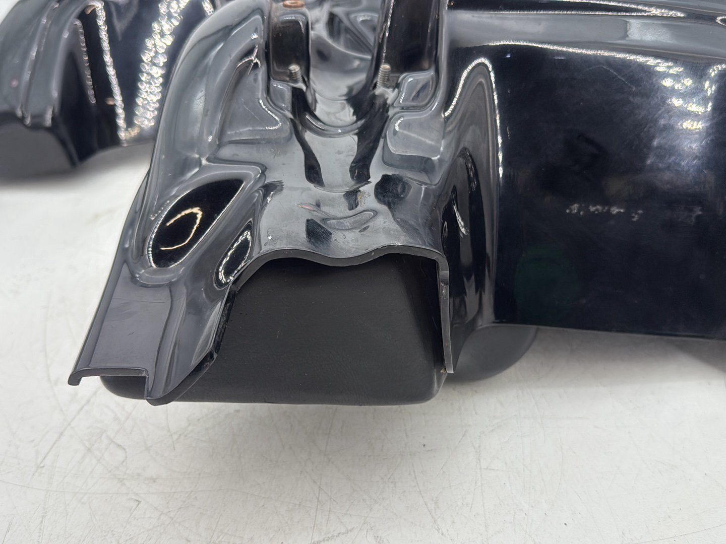 2005 Harley Dyna FXDWG Wide Glide OEM Left & Right Lower Fairing Cowl Covers