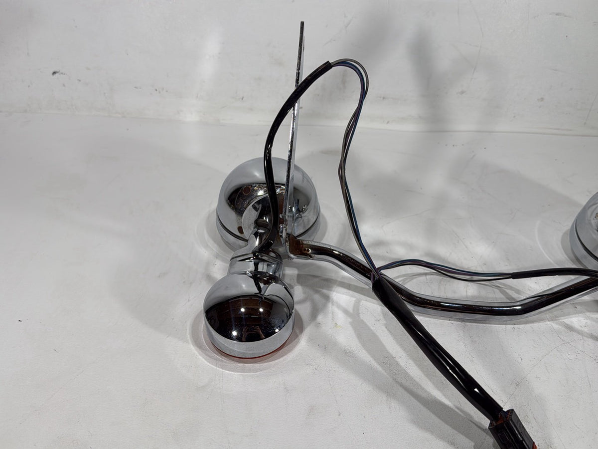 1996 Harley Electra Glide Touring FLHT OEM Front Turn Signal Indicators Aux Light Bar
