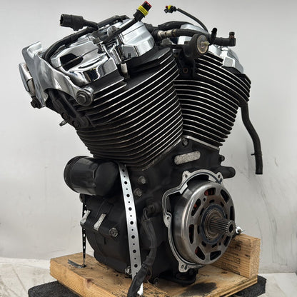 2018 Harley Electra Glide Touring Ultra FLHTCU OEM EFI Milwaukee M8 107 Engine Motor