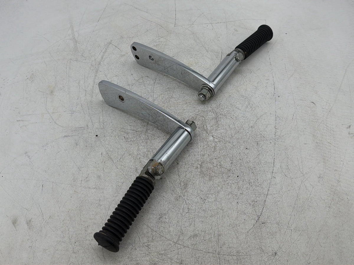 2006 Harley Dyna Super Glide FXDI OEM Front Right Left Highway Foot Pegs