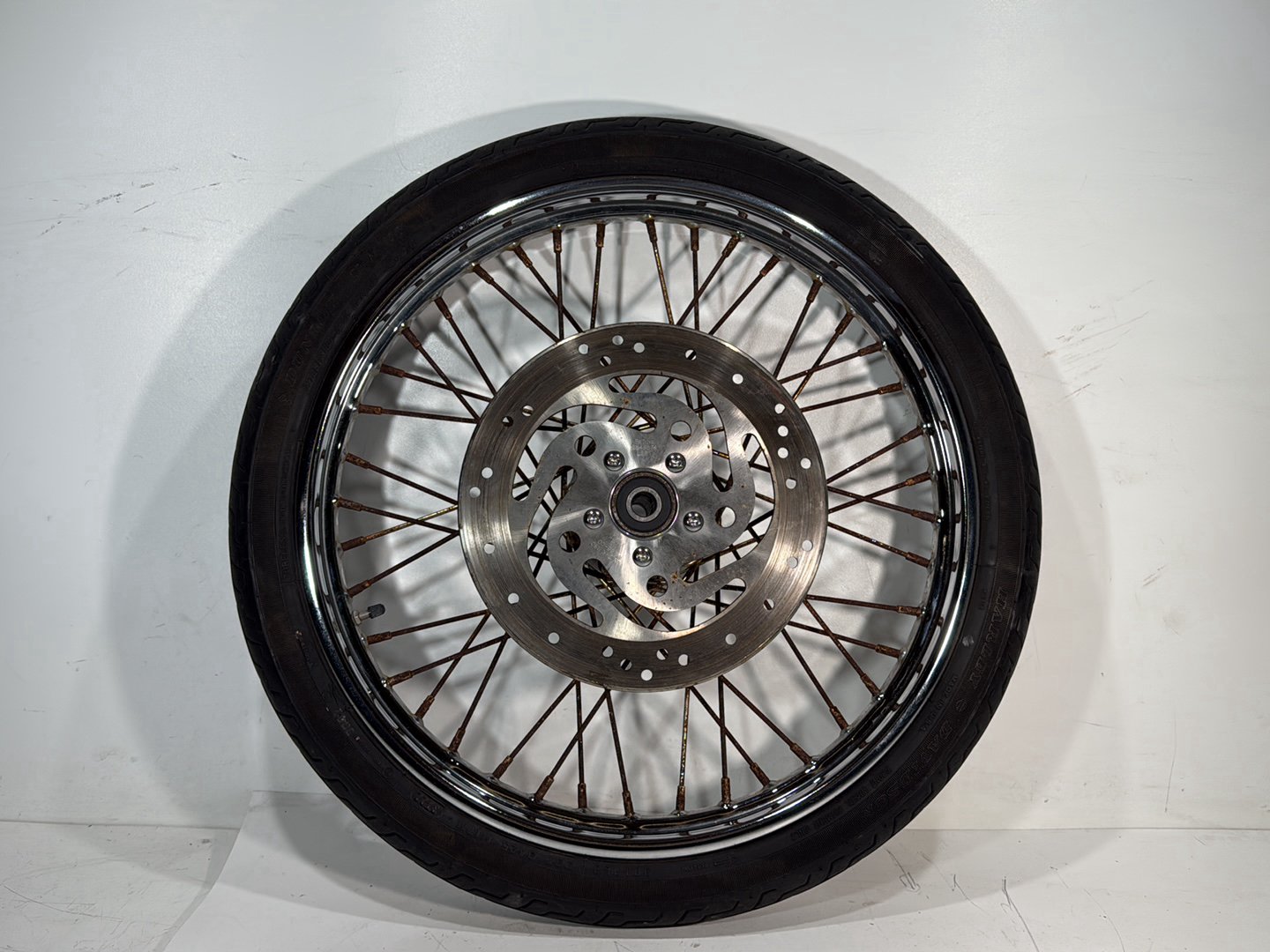 2005 Harley Dyna FXDWG Wide Glide OEM Front Wheel Rim Tire Spoked