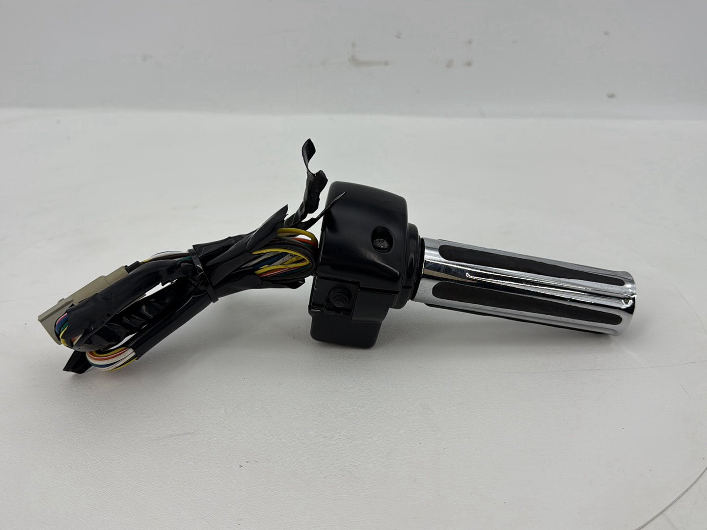 2007 - 2011 Harley-Davidson Touring Street Glide Left Turn Signal Headlight Switches Controls 71567-96