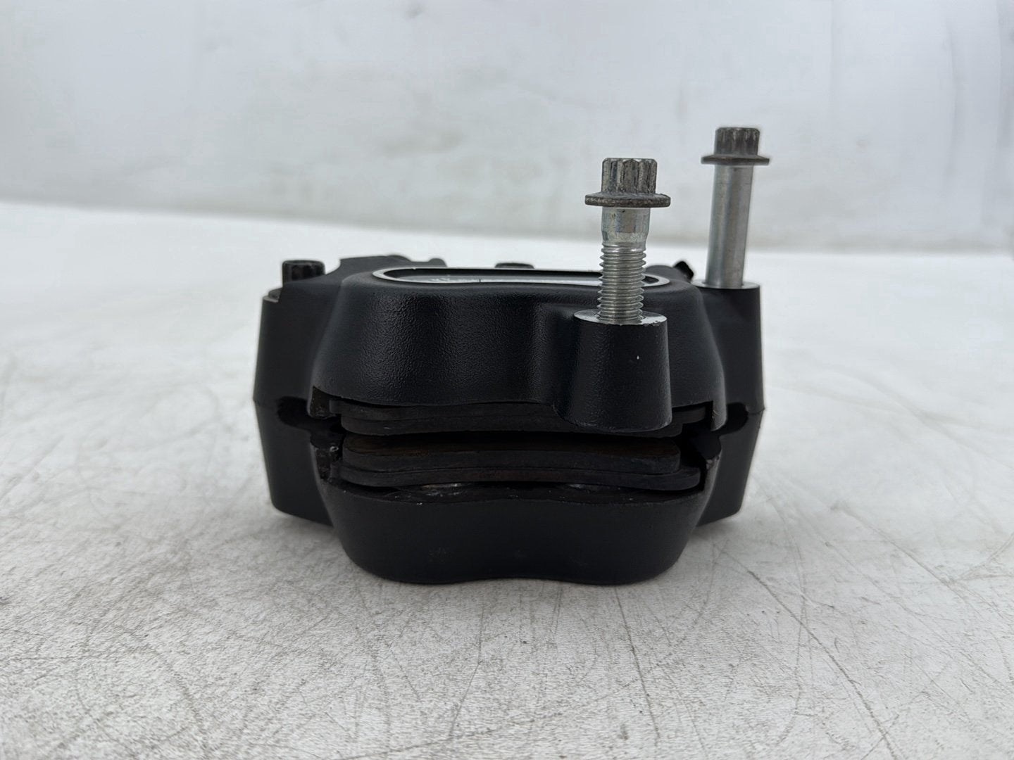 2010 Harley Dyna Fat Bob FXDF OEM Front Right 1 Brake Caliper