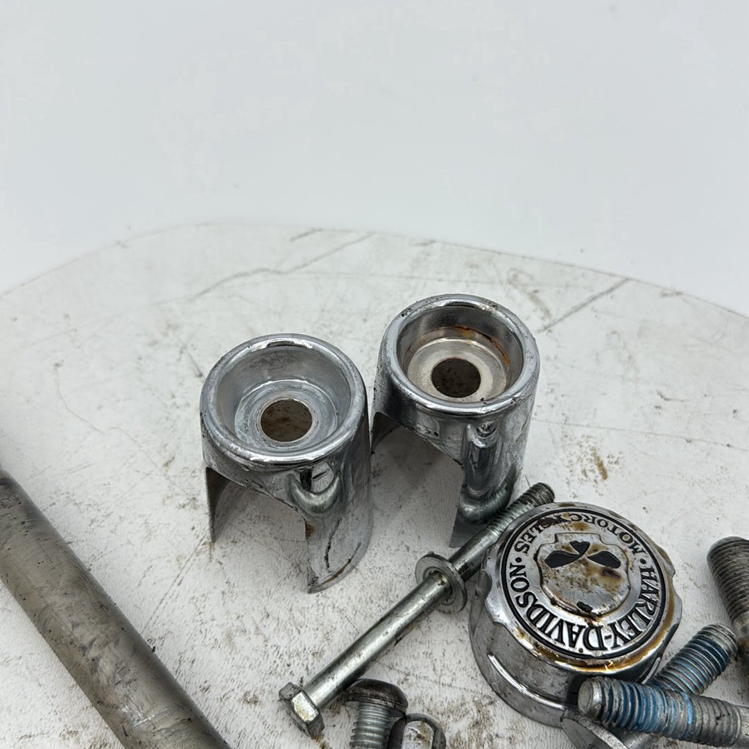 2007 - 2017 Harley-Davidson Dyna Wide Glide Hardware Bolts Nuts & Brackets