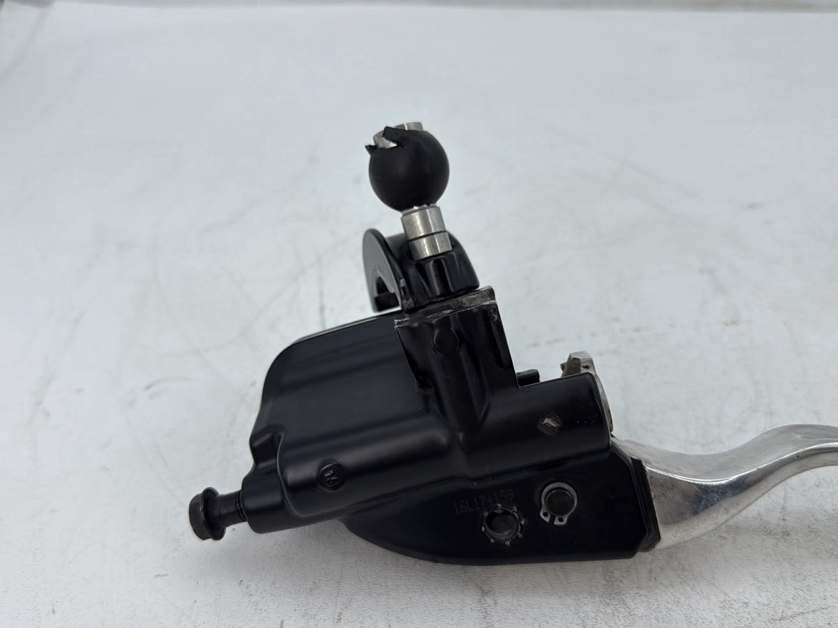 17 Harley Road Glide Touring FLTRXS OEM Front Right Brake Lever Master Cylinder