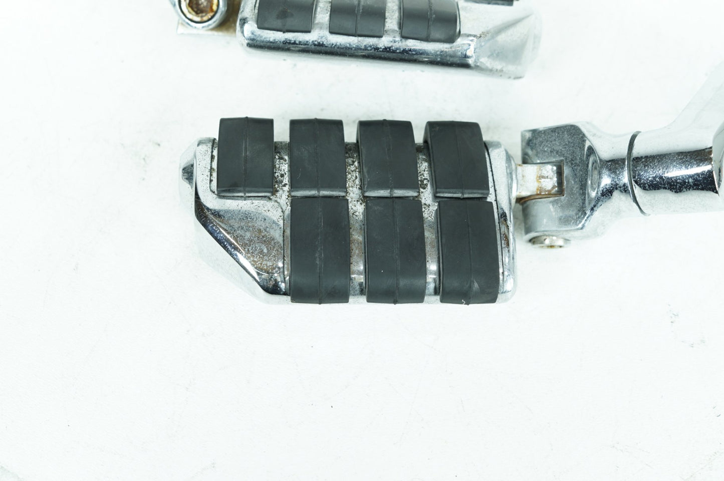 1984 - 1998 Harley-Davidson Touring Electra Glide Ultra Front Right Left Highway Foot Pegs 50830-07A