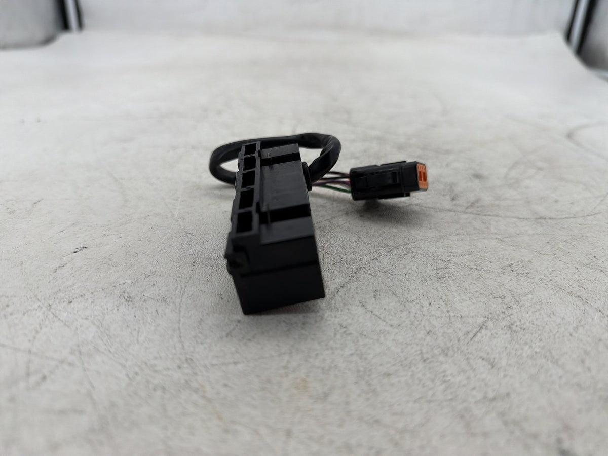 2010 Harley Road King Touring Police OEM Dash Indicator Lamp Wire Plug In