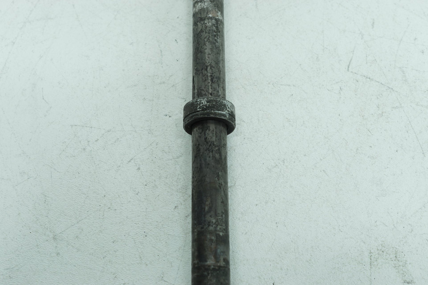 1999 - 2006 Harley-Davidson Touring Electra Ultra Classic Rear Wheel Axle Bolt Shaft 41110-89