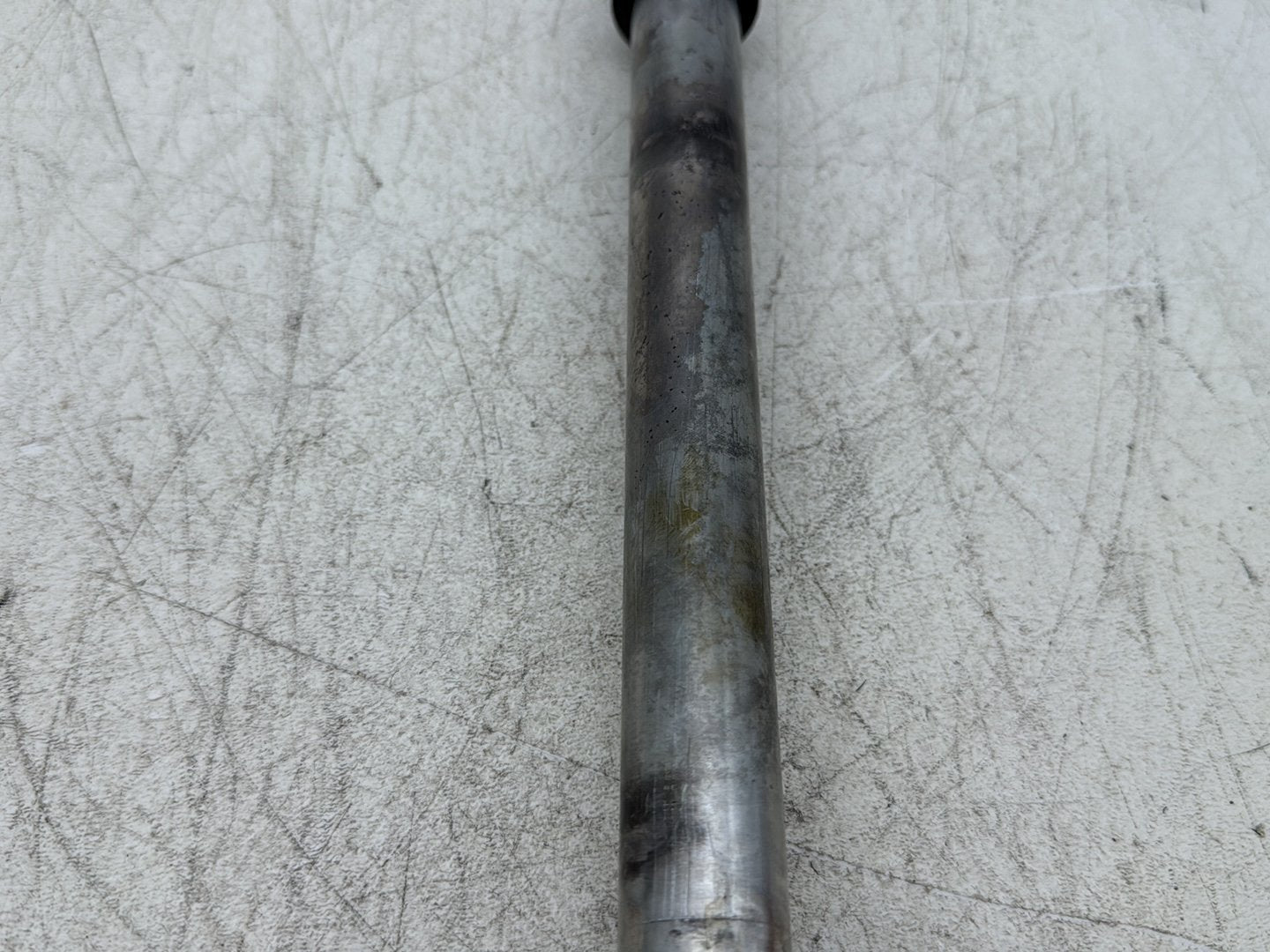 2006 Harley Road King Touring FLHRCI Classic OEM Rear Wheel Axle Bolt Shaft