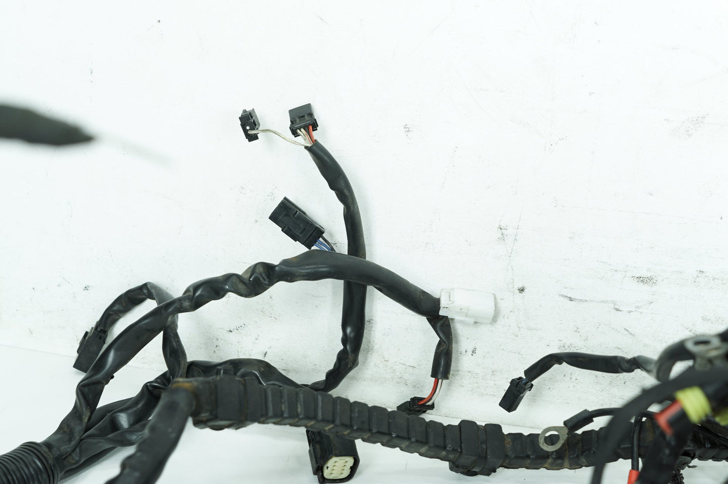 2007 - 2017 Harley-Davidson Dyna Street Bob Main Wire Wiring Harness Loom NON-abs   71072-12A