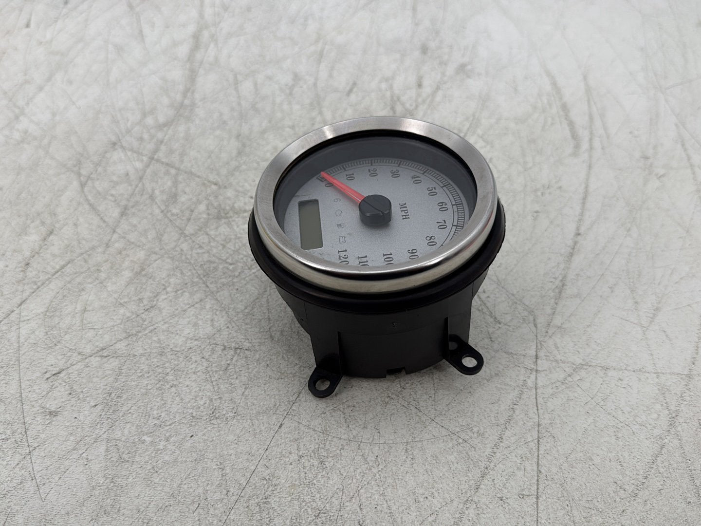 2007 Harley Dyna Street Bob FXDBI OEM Speedo Speedometer Gauge Cluster
