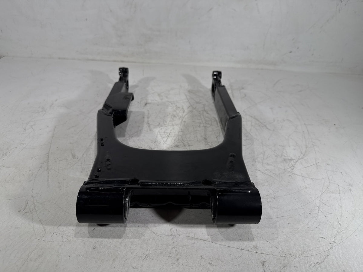 2007 Harley Electra Touring CVO Screamin Eagle OEM Rear Fork Swingarm Swing Arm