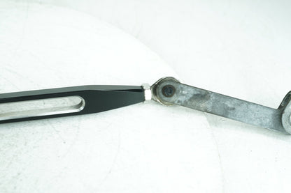 2007 - 2012 Harley-Davidson Touring Street Glide Gear Shifter Lever w/ Rod linkage  	33718-82B
