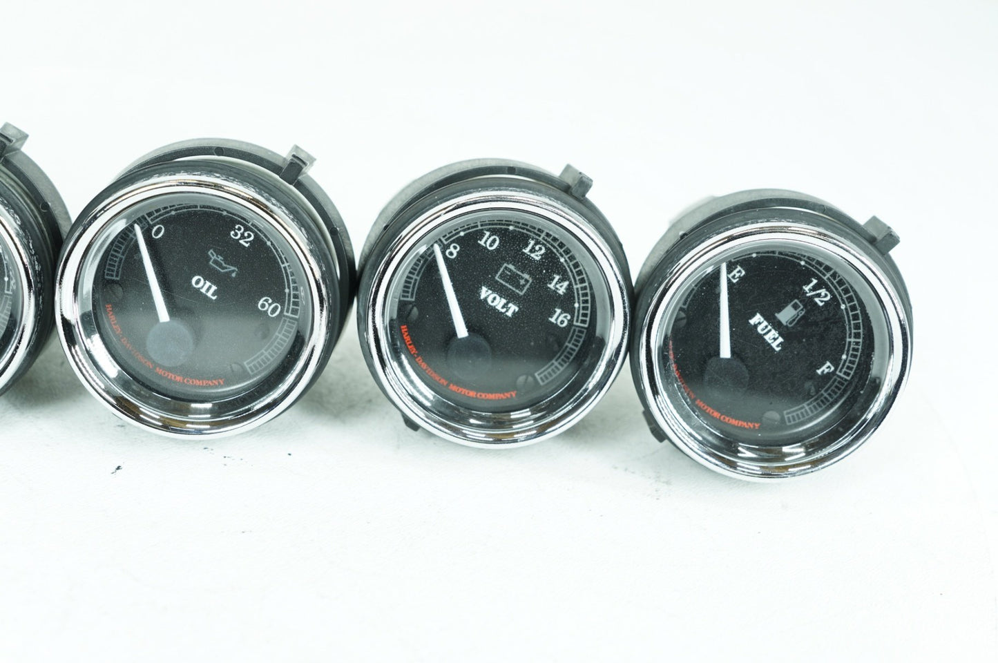 2007 - 2012 Harley-Davidson Touring Electra Glide Ultra Air Oil Volt Fuel Tacho Speedo Gauges 67349-08
