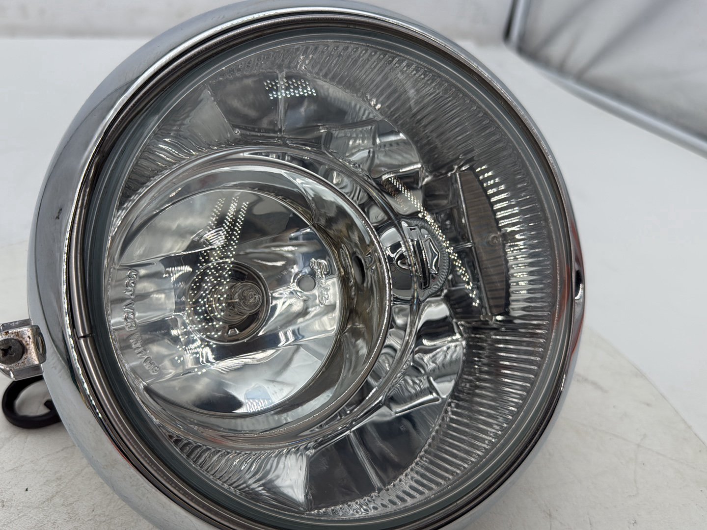 2004 Harley Softail FLSTC Heritage Classic OEM Headlight Headlamp Head Light Halogen