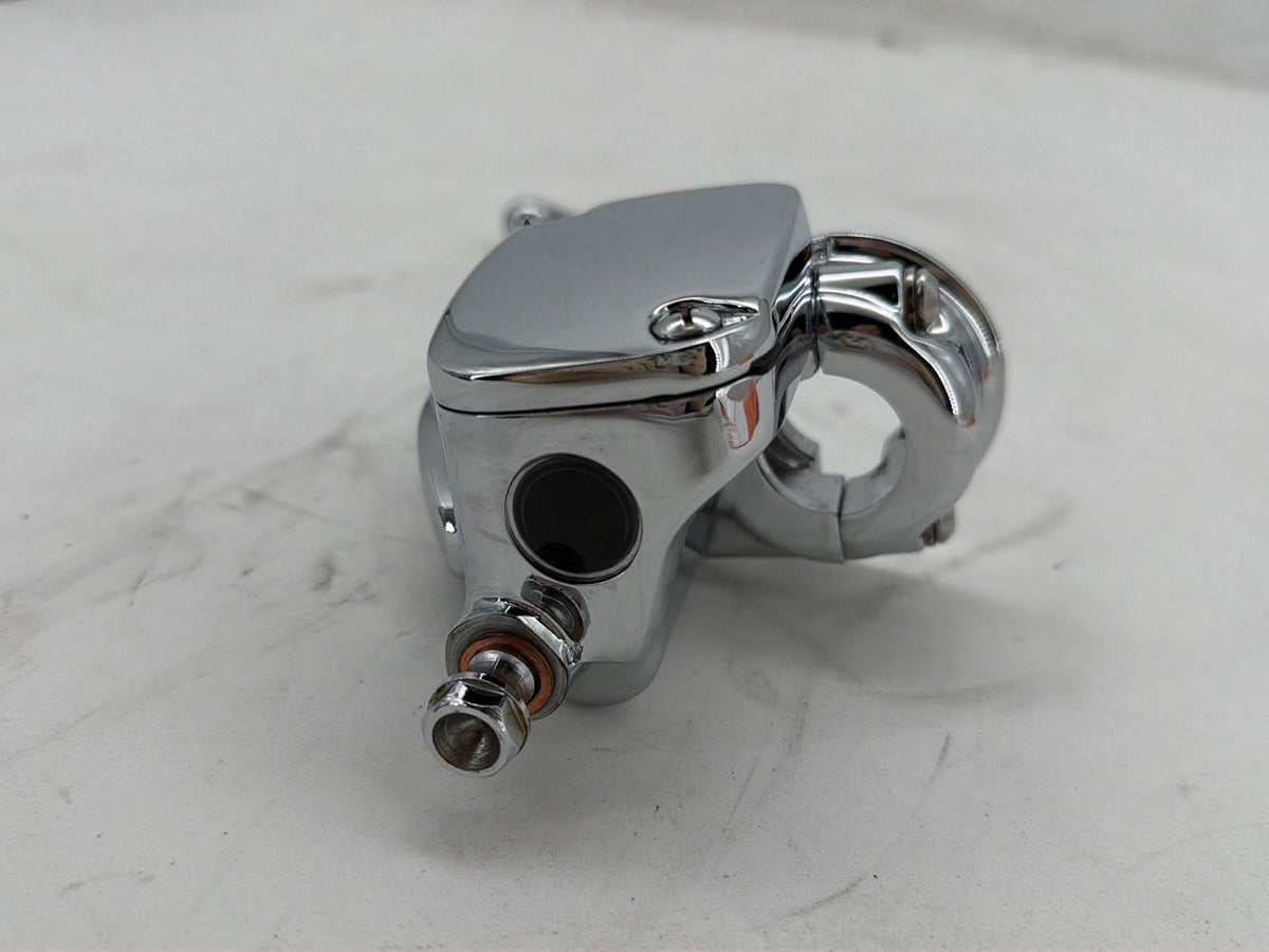07 Harley Street Glide Touring FLHX OEM Front Right Brake Lever Master Cylinder