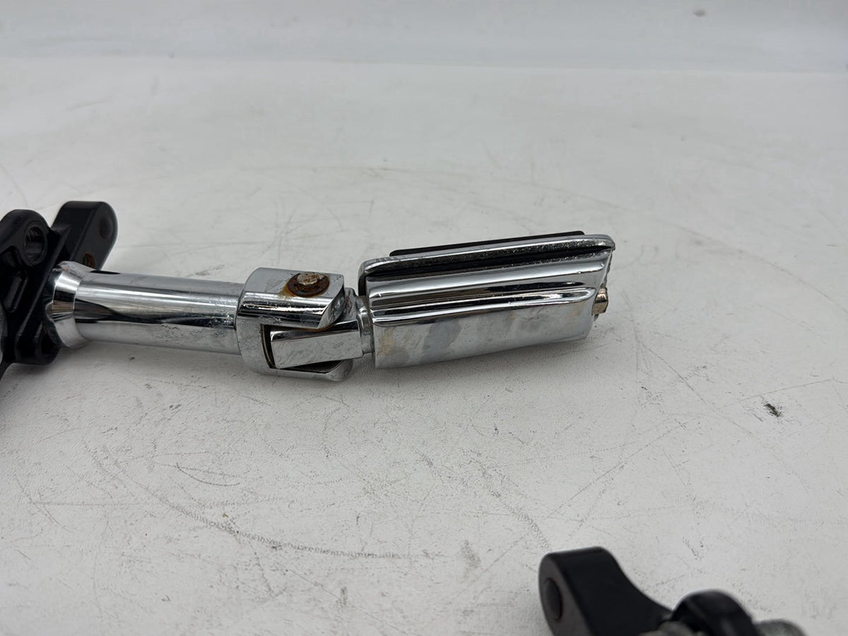 2008 Harley Touring Electra Glide Ultra OEM Passenger Left & Right Foot Pegs