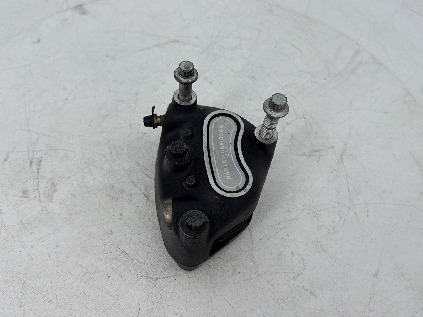 1999 - 2006 Harley-Davidson Touring Electra Glide Ultra Front Right 1 Brake Caliper 44023-00C