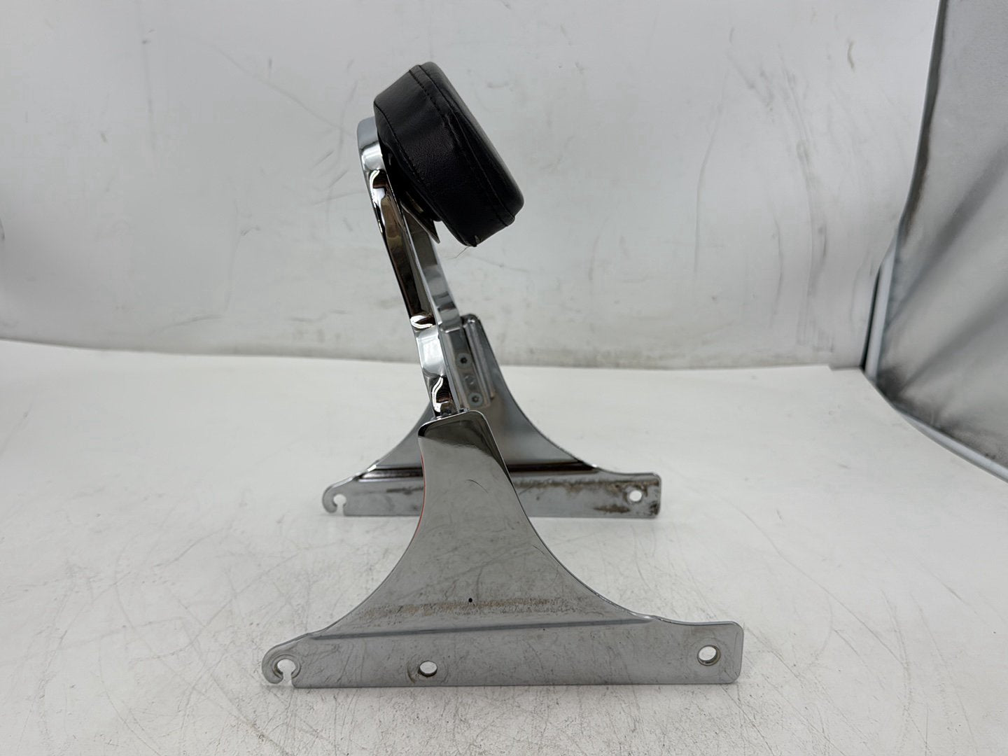 1997 Harley Softail Fat Boy FLSTF OEM Rear Sissy Bar w/ Backrest Cushion Pad
