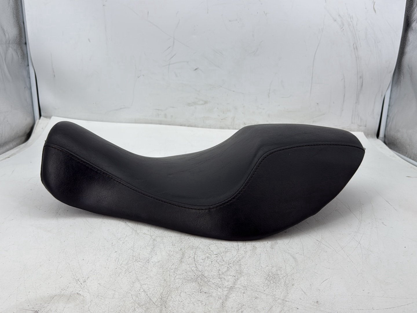 2009 Harley Sportster 883 Low XL883L OEM Rider Driver Solo Seat Pillion