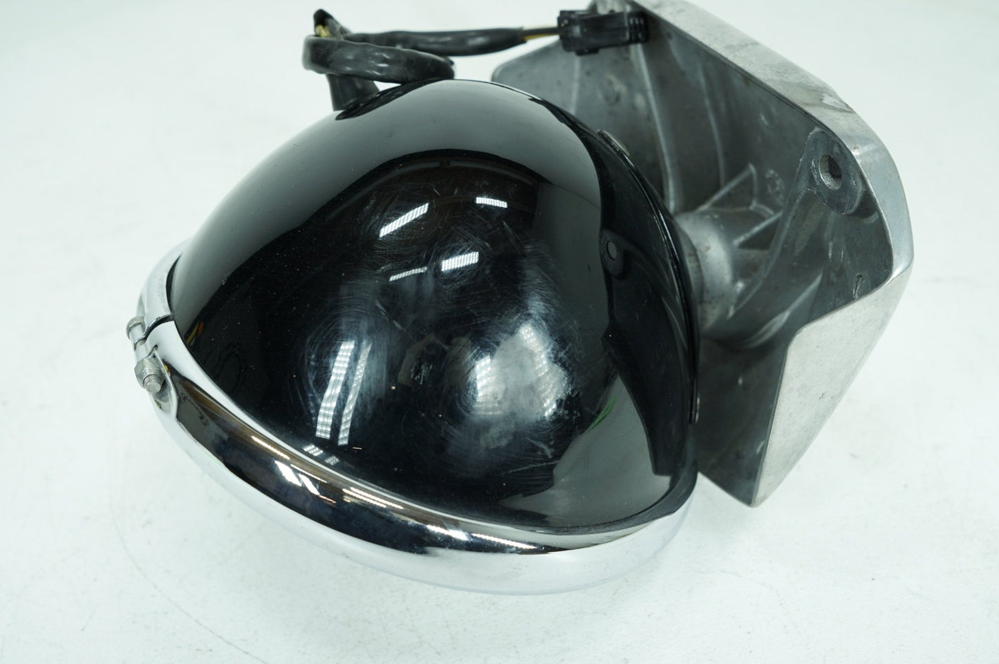 2004 - 2022 Harley-Davidson Sportster SuperLow Headlight Headlamp Head Light Halogen 69774-07A