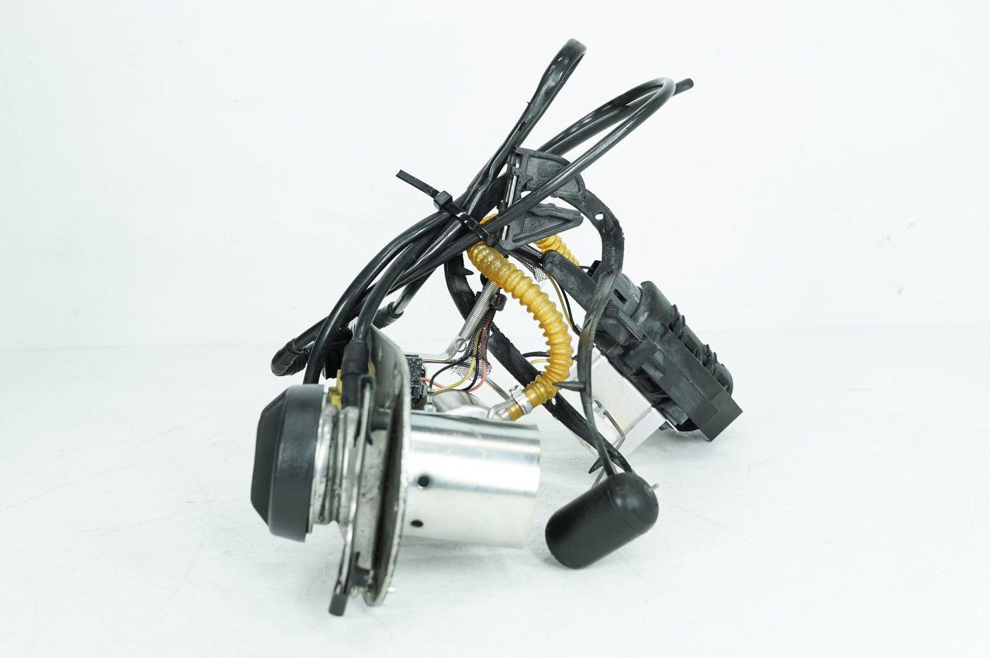 1999 - 2006 Harley-Davidson Touring Street Glide Gas Gasoline Fuel Petrol Pump Sending 62897-01B