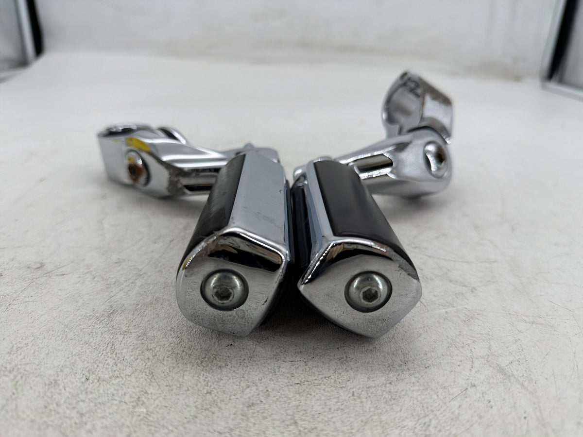 07 Harley Electra Touring CVO Front Right Left Highway Foot Pegs AirFlow Style