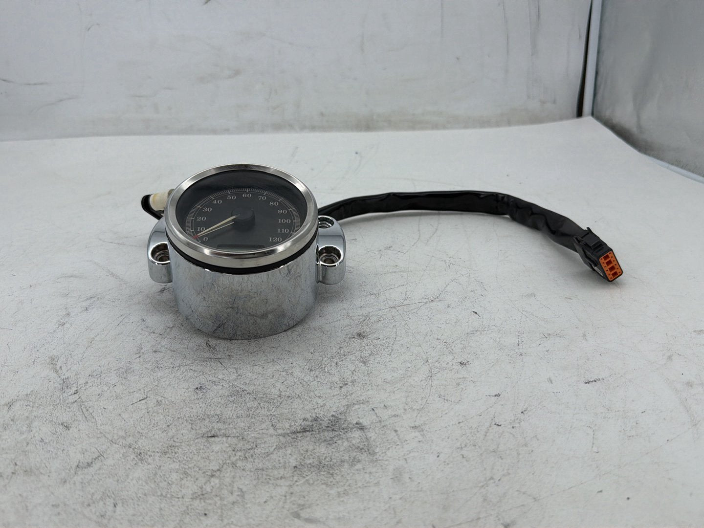 06 Harley Sportster 1200 Custom XL1200C Speedo Speedometer Gauge Cluster 11K