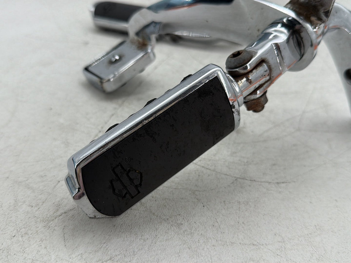 2008 Harley Dyna Fat Bob FXDF OEM Left Right Foot Brake Control Pegs