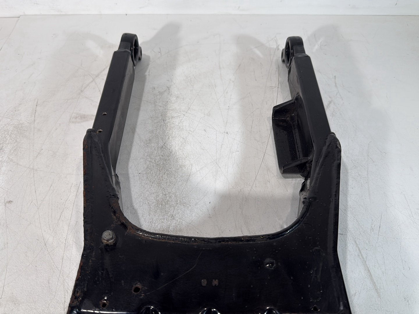 2007 - 2012 Harley-Davidson Touring Electra Glide Ultra Rear Fork Swingarm Swing Arm 	47549-02A