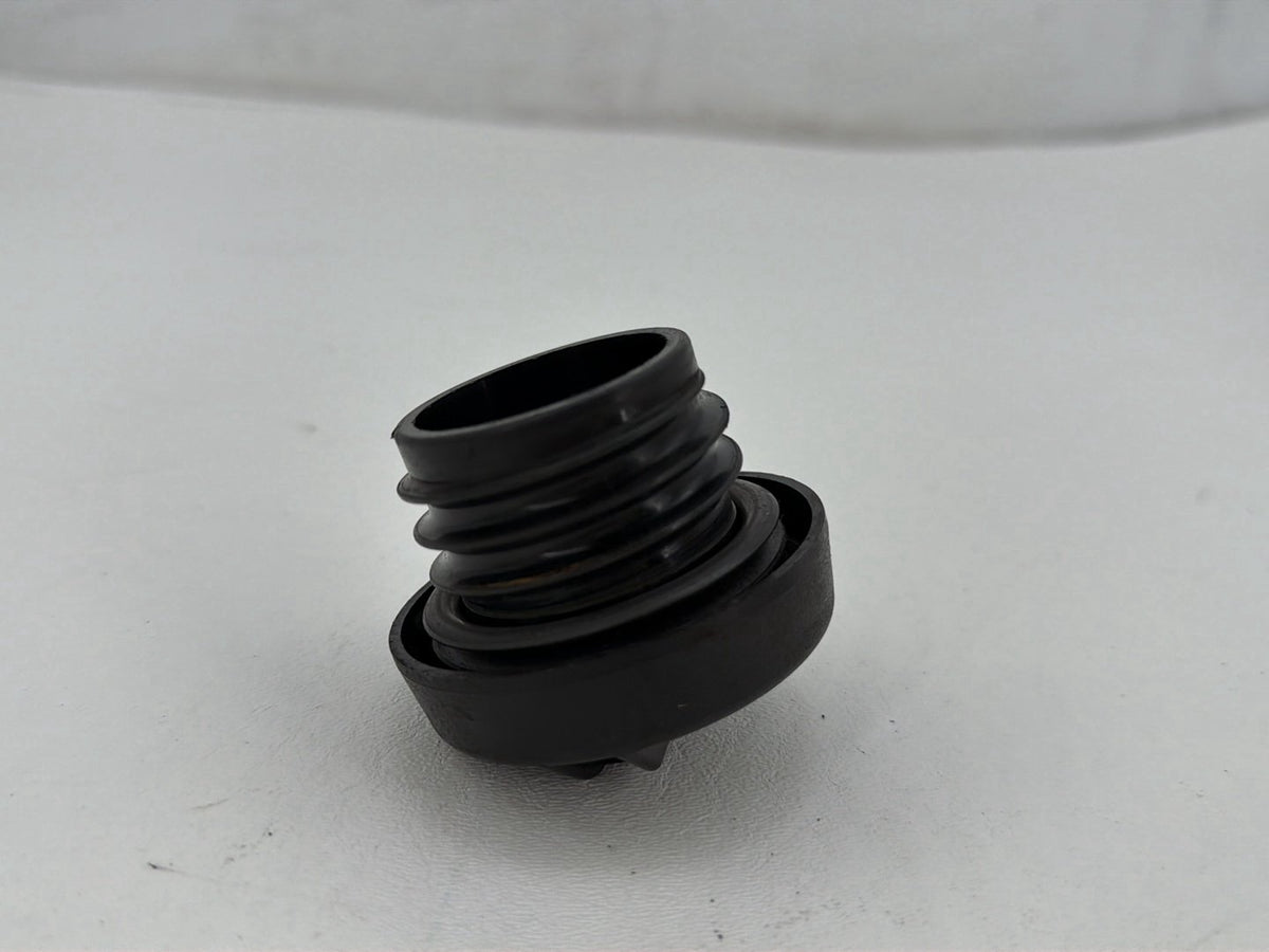 1994 Harley Electra Glide Touring Classic Filler Cap Fuel Pump Cap Bushing Hub