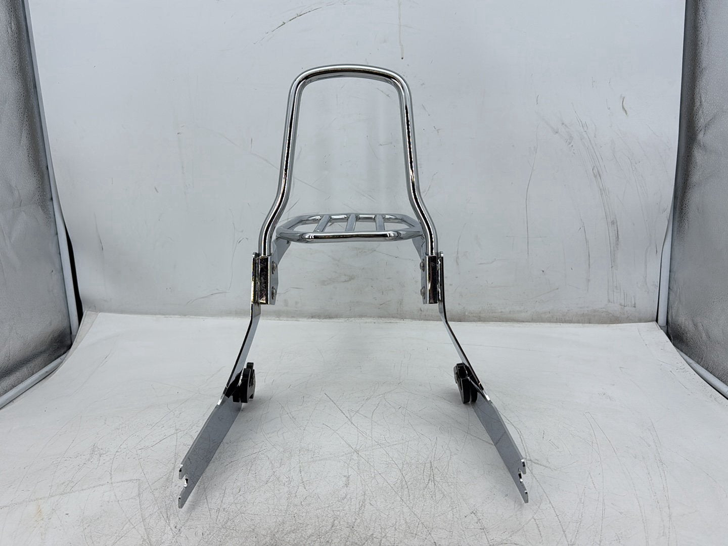 2010 Harley Dyna Fat Bob FXDF OEM Rear Back Sissy Bar Rail Sissybar