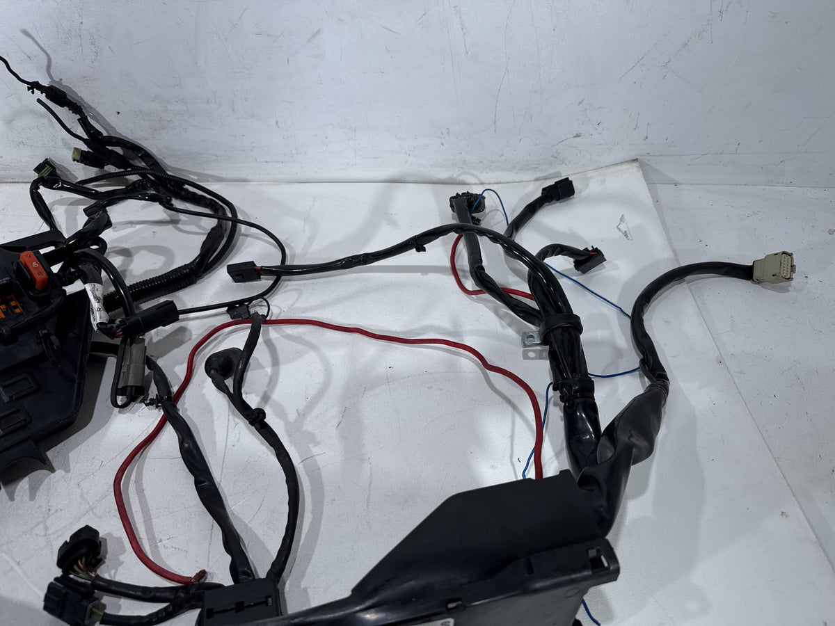 2012 Harley Street Glide Touring FLHX OEM Main Wire Wiring Harness Loom NON-abs