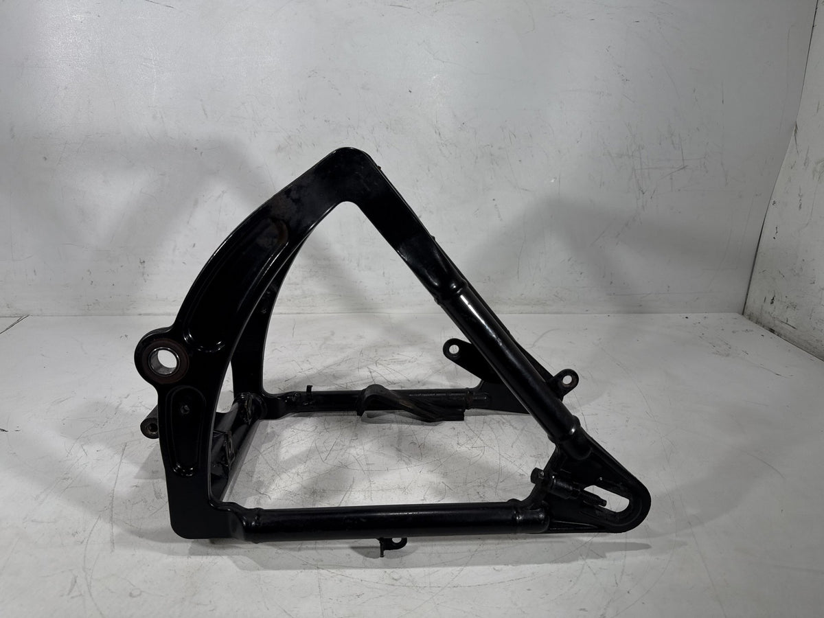 2002 Harley Heritage Softail Classic FLSTC OEM Rear Fork Swingarm Swing Arm