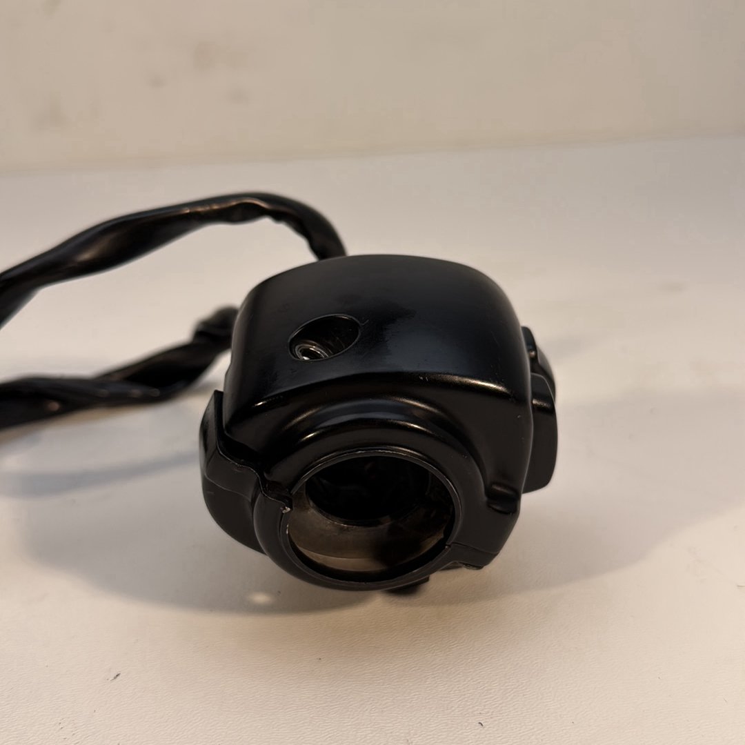 1986 - 2003 Harley-Davidson Sportster Hugger 883 Left Turn Signal Headlight Switches Controls 71598-96A