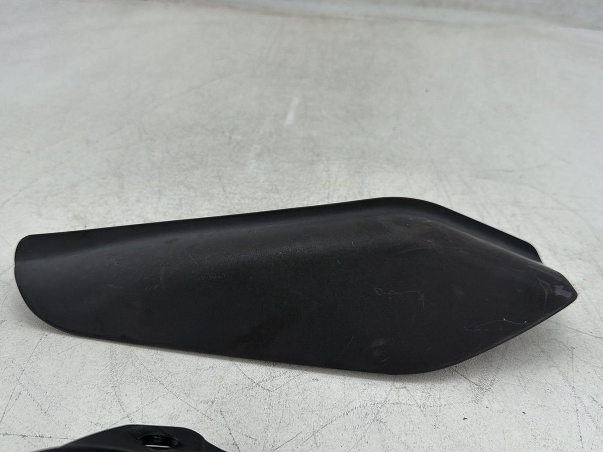 2011 Harley Electra Glide Touring Ultra OEM Left Right Flare Wind Deflector Cover
