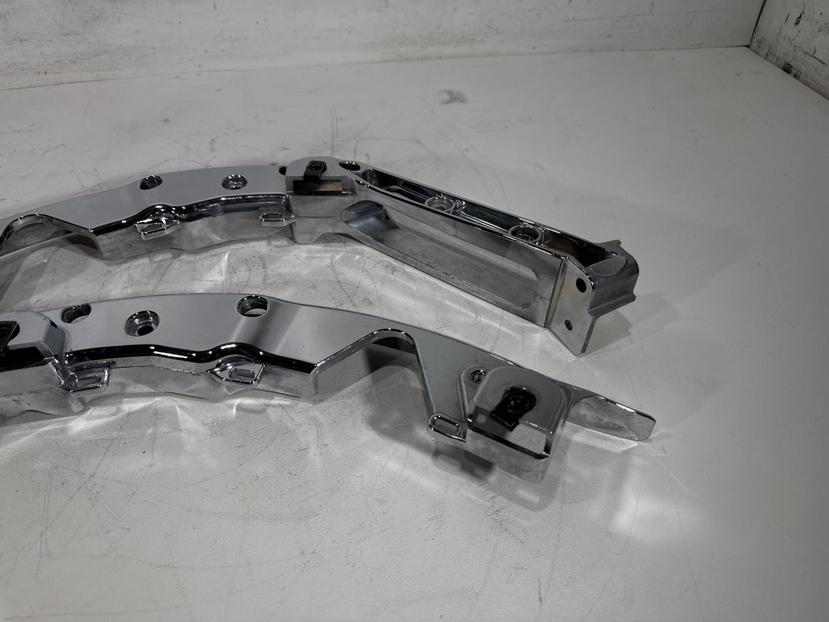 14 Harley Electra Touring Ultra OEM Left Right Saddlebag Fender Struts Brackets
