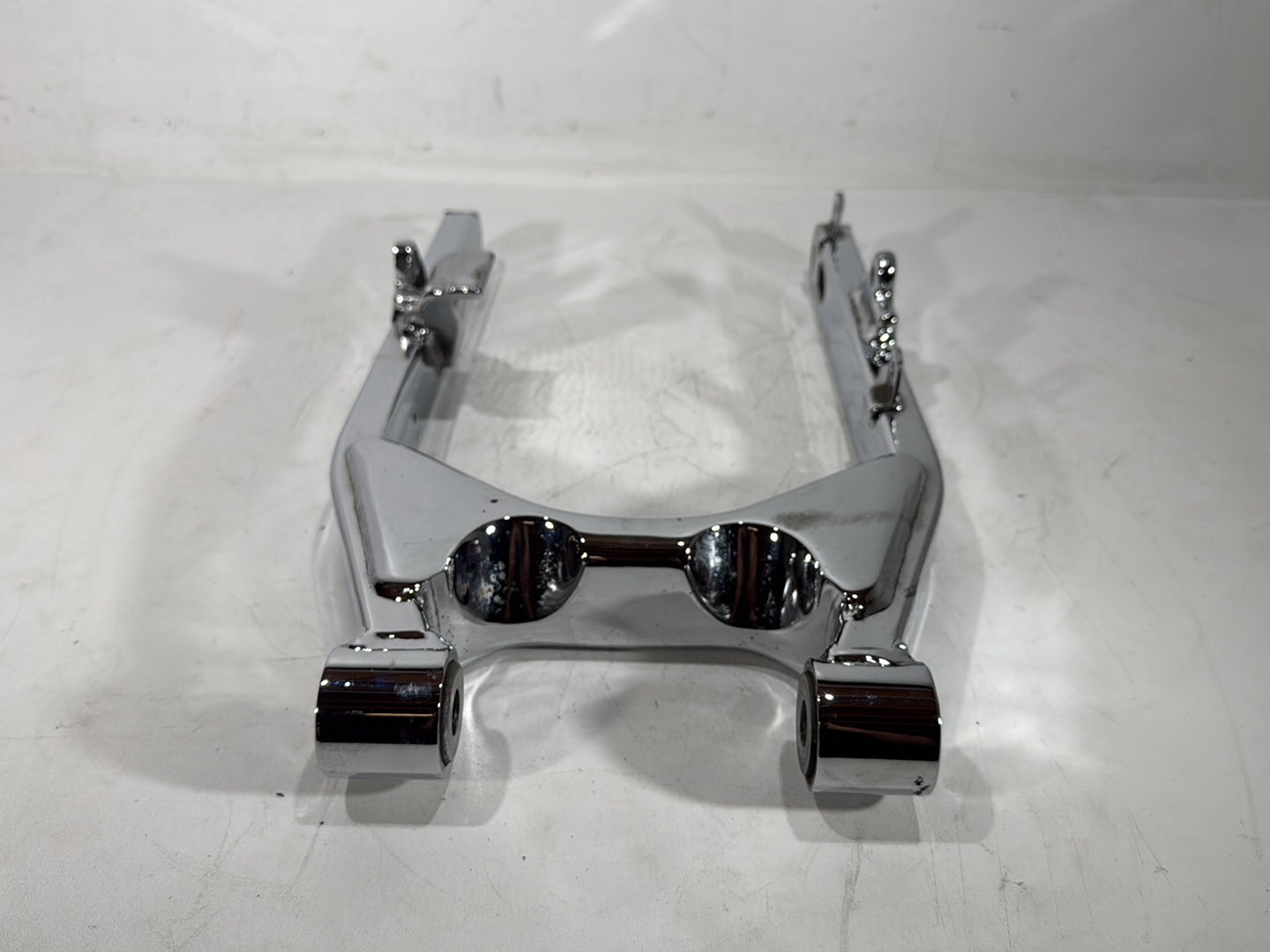 2000 Harley Dyna FXDWG Wide Glide OEM Rear Fork Swingarm Swing Arm