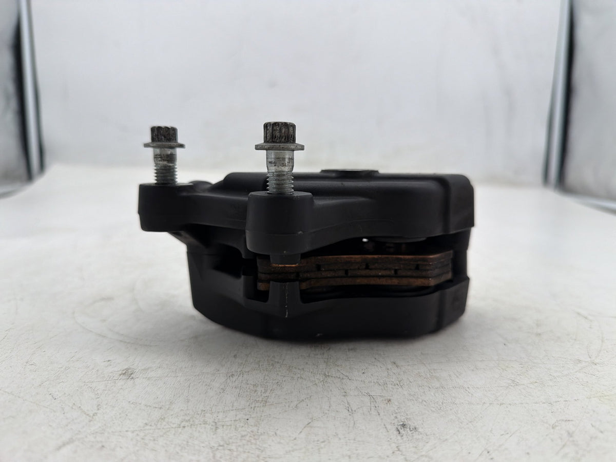 2010 Harley Street Glide Touring FLHX OEM Front Left 1 Brake Caliper